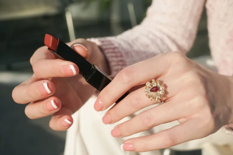 Forget Diamonds: How Gen Z Is Falling Hard for Vintage Ruby Rings